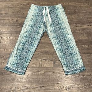 💙Victoria’s Secret Pajama Bottoms💙